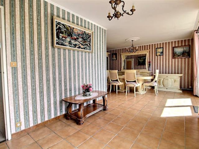 Vente Maison 4 pièces 85.5 m2 Elancourt
