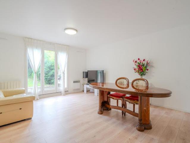 Vente Maison 4 pièces 85.86 m2 Emerainville