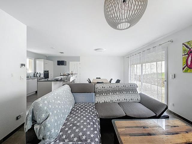Vente Maison 4 pièces 85 m2 Châteauneuf sur Charente