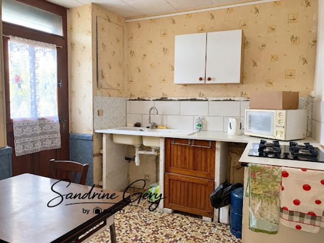 Vente Maison 4 pièces 85 m2 Saint Saturnin du Limet