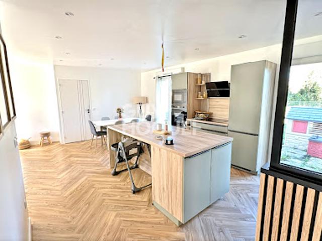 Vente Maison 4 pièces 87.9 m2 Bernay