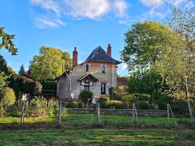 Vente Maison 4 pièces 87 m2 Saint Priest la Marche