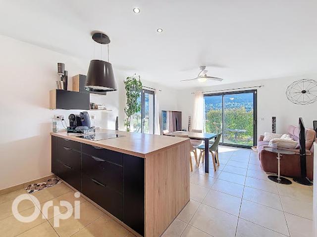Vente Maison 4 pièces 87 m2 Signes