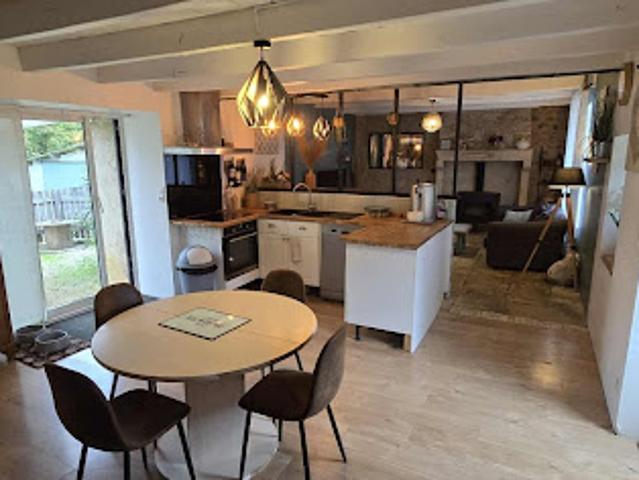 Vente Maison 4 pièces 87 m2 Rom