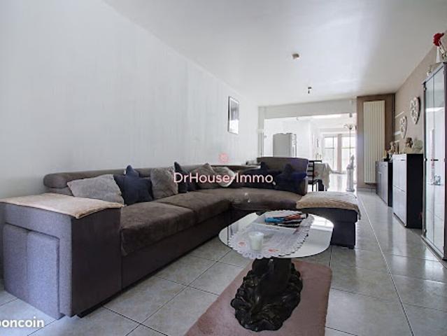 Vente Maison 4 pièces 87 m2 Wattrelos