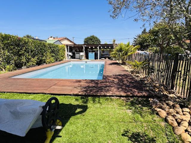 Vente Maison 4 pièces 88 m2 Ambares et lagrave