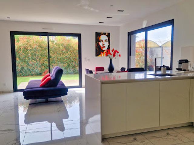 Vente Maison 4 pièces 88 m2 Ecully