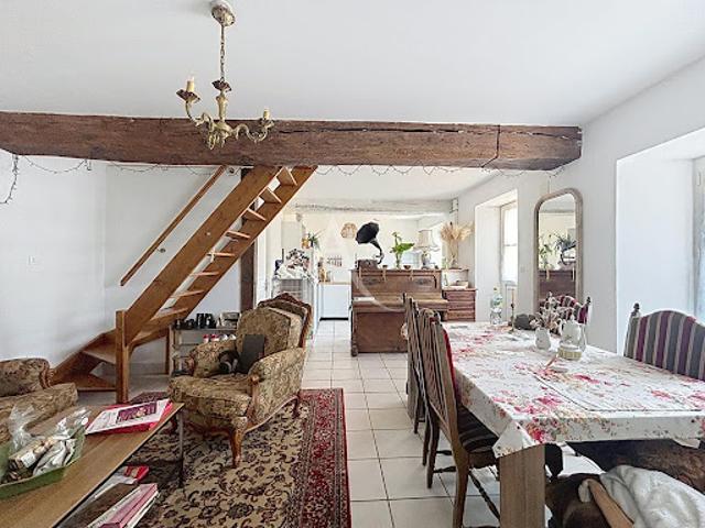 Vente Maison 4 pièces 88 m2 Saint germain des pres