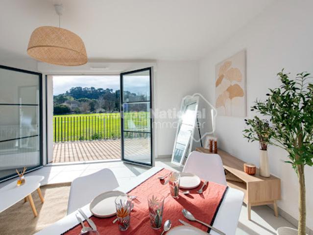 Vente Maison 4 pièces 88 m2 Saint Etienne du Grès