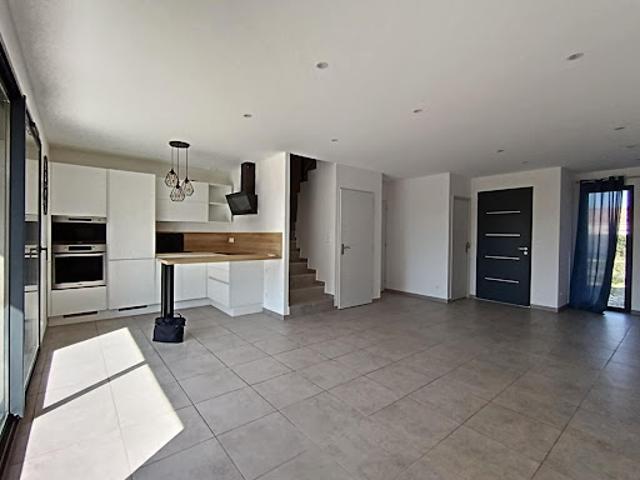 Vente Maison 4 pièces 89.05 m2 Montelimar