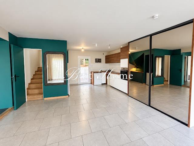 Vente Maison 4 pièces 89.81 m2 Nimes
