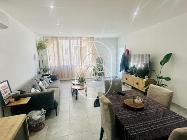 Vente Maison 4 pièces 90.1 m2 Assas