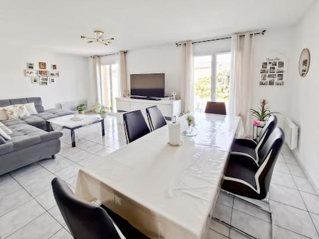 Vente Maison 4 pièces 90 m2 Le Burgaud