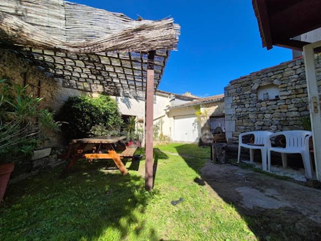 Vente Maison 4 pièces 90 m2 Meursac