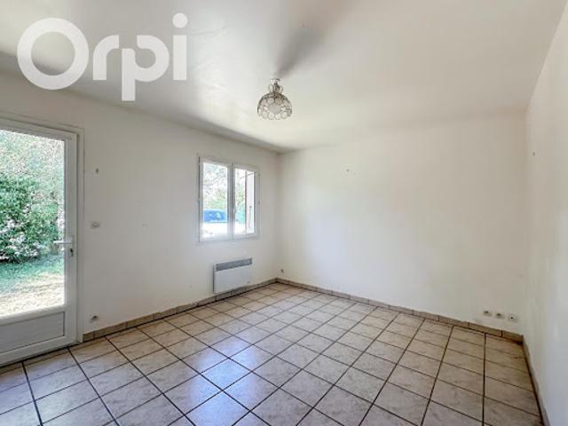 Vente Maison 4 pièces 90 m2 Saint Etienne de Fontbellon