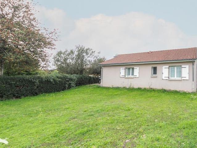 Vente Maison 4 pièces 90 m2 Saint Mamet la Salvetat