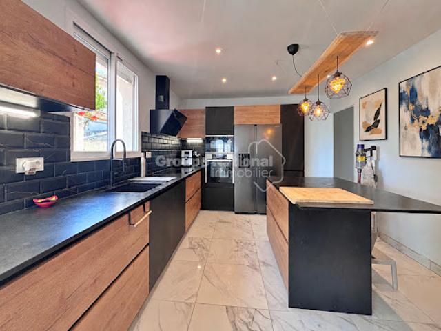 Vente Maison 4 pièces 91.5 m2 Les Pennes Mirabeau