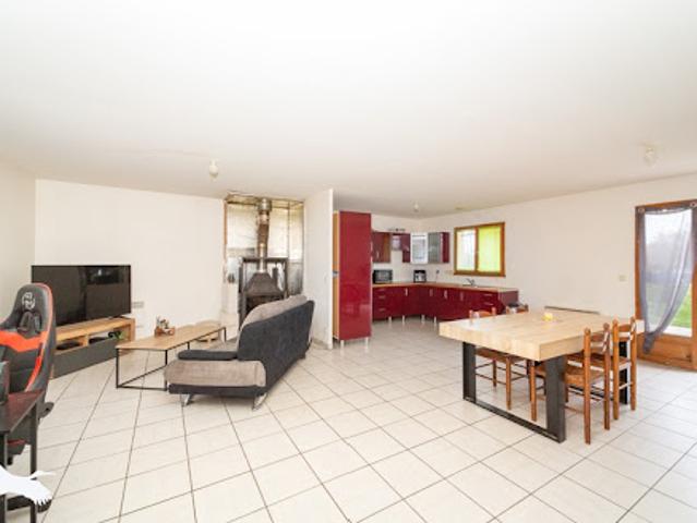 Vente Maison 4 pièces 91 m2 Montendre
