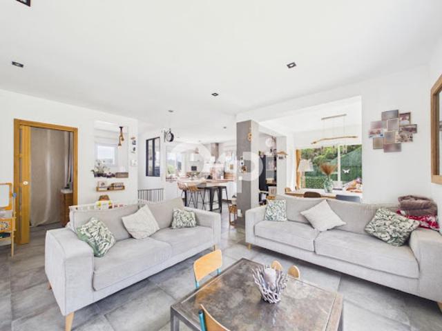 Vente Maison 4 pièces 91 m2 Pégomas
