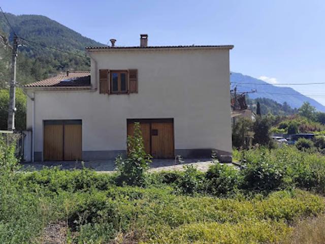 Vente Maison 4 pièces 91 m2 Puget Théniers