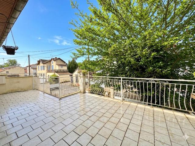 Vente Maison 4 pièces 92.4 m2 Agen