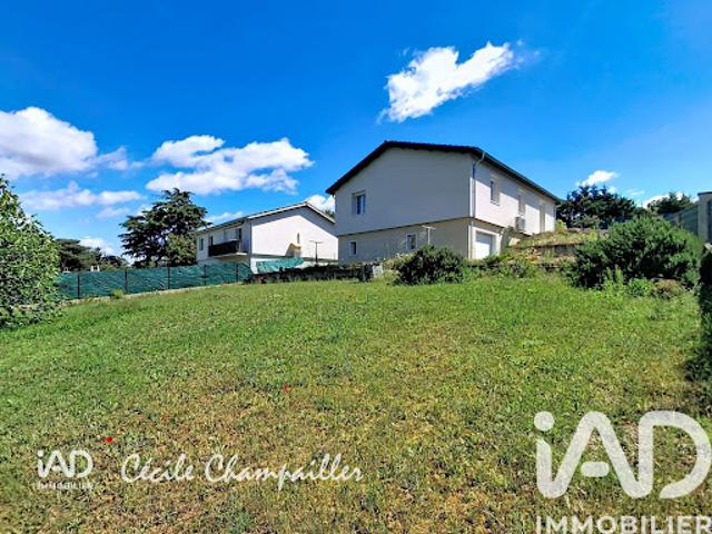 Vente Maison 4 pièces 92 m2 Saint Clair du Rhône
