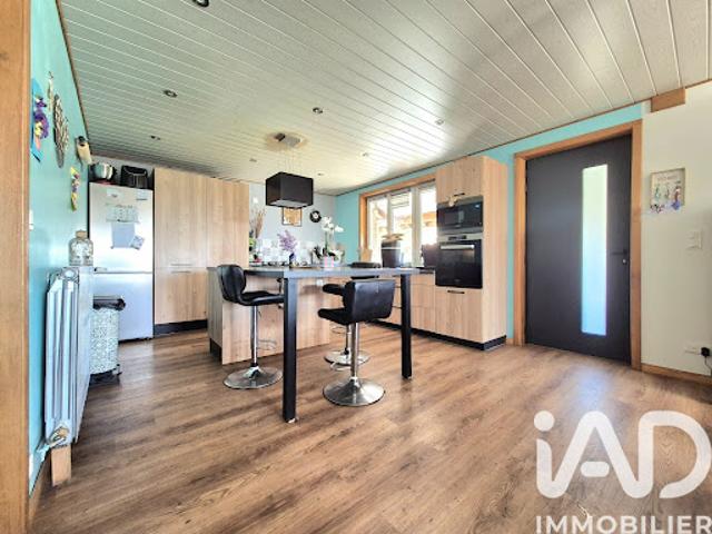 Vente Maison 4 pièces 92 m2 Saint Priest la Prugne