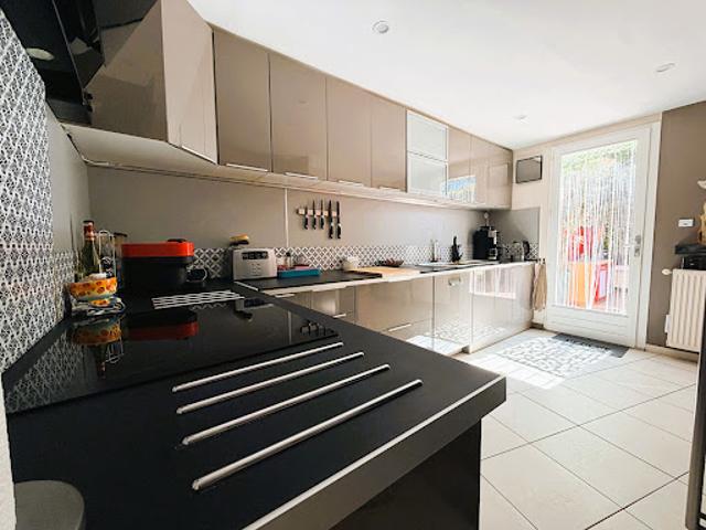 Vente Maison 4 pièces 93 m2 Venelles