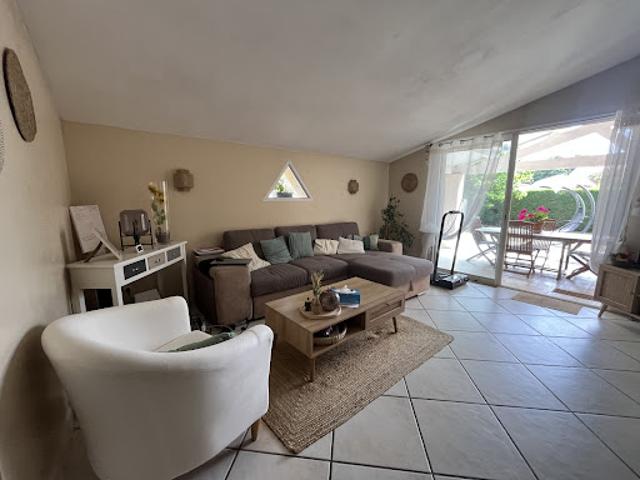 Vente Maison 4 pièces 93 m2 Abzac