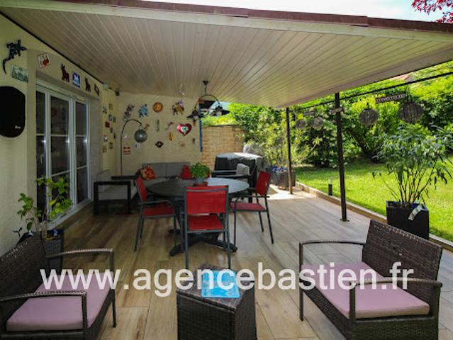 Vente Maison 4 pièces 93 m2 Gex