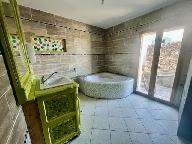 Vente Maison 4 pièces 93 m2 Saint Gilles