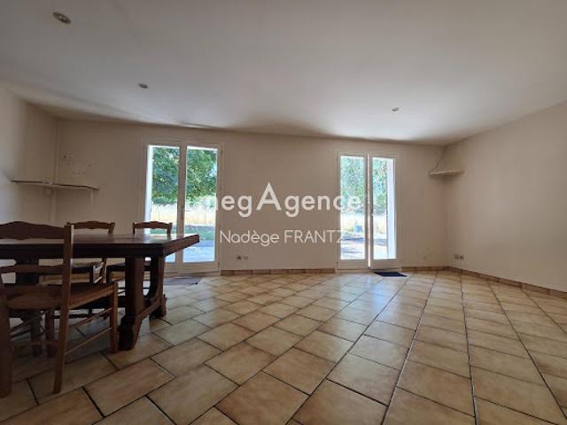 Vente Maison 4 pièces 94 m2 Asnières la Giraud