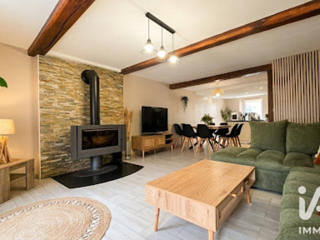 Vente Maison 4 pièces 94 m2 Deville