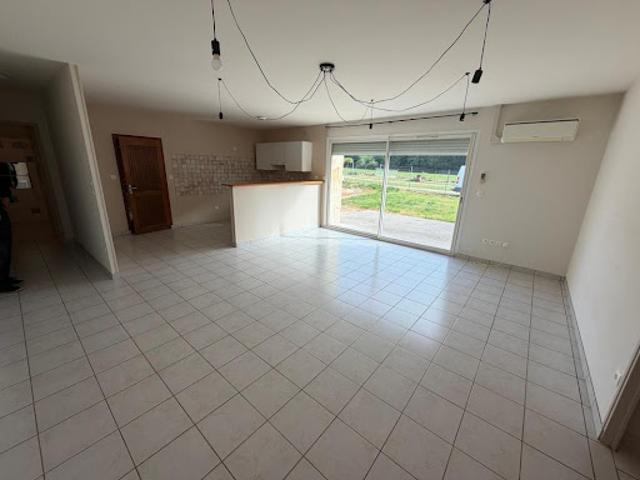 Vente Maison 4 pièces 94 m2 Fontaines d'Ozillac