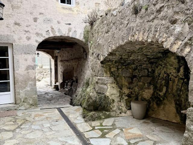 Vente Maison 3 pièces 94 m2 Laviolle