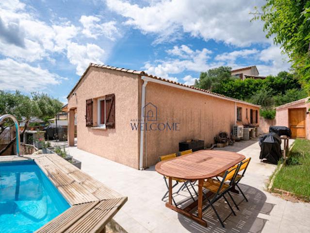 Vente Maison 4 pièces 94 m2 Montbazin