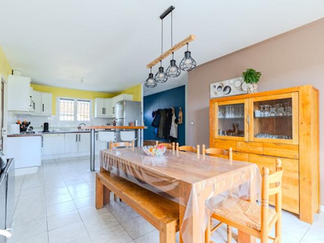 Vente Maison 4 pièces 95 m2 Abzac