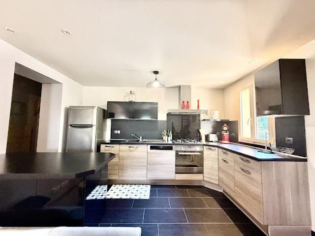 Vente Maison 4 pièces 95 m2 Saint Crépin et Carlucet