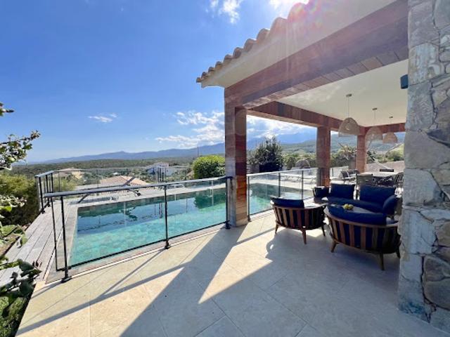 Vente Maison 4 pièces 95 m2 Sari Solenzara
