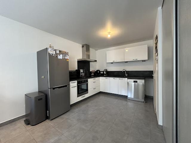 Vente Maison 4 pièces 96.99 m2 Geneuille