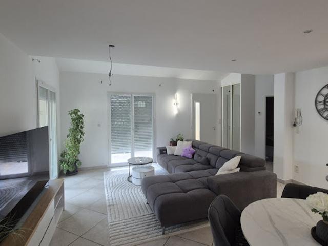 Vente Maison 4 pièces 96 m2 Frans