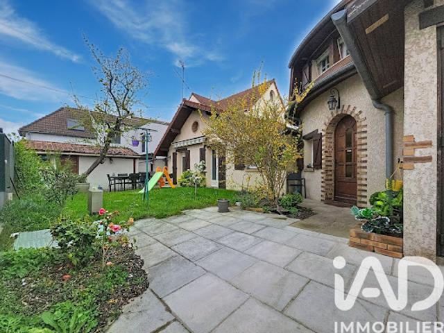Vente Maison 4 pièces 96 m2 Les Pavillons sous Bois