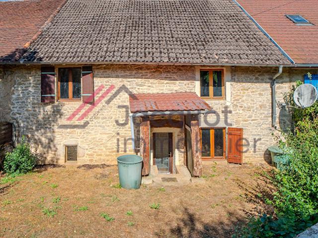 Vente Maison 4 pièces 96 m2 Saint Laurent la Roche