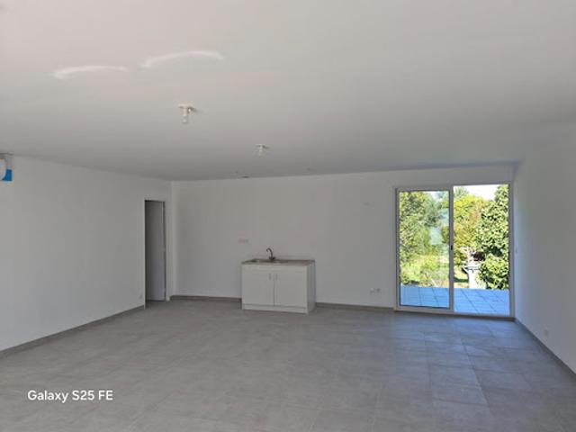 Vente Maison 4 pièces 97.13 m2 Saint Ciers du Taillon
