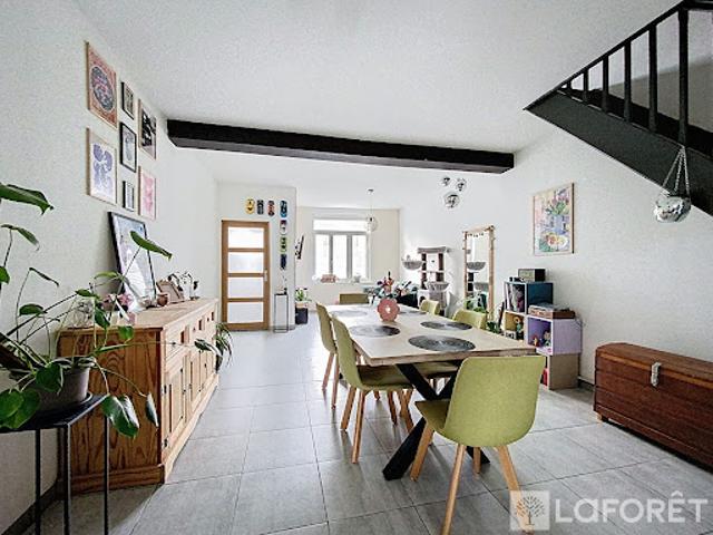 Vente Maison 4 pièces 97.6 m2 Calonne sur la Lys