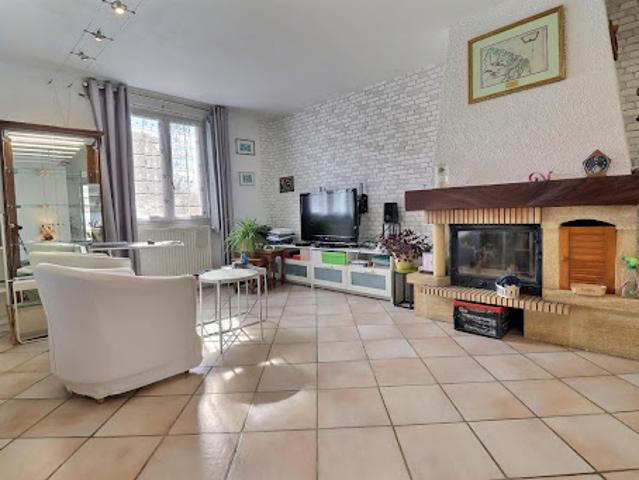 Vente Maison 4 pièces 97.72 m2 Izier