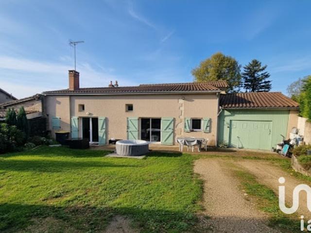 Vente Maison 4 pièces 97 m2 Charroux