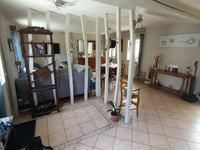 Vente Maison 4 pièces 97 m2 Elincourt Sainte Marguerite