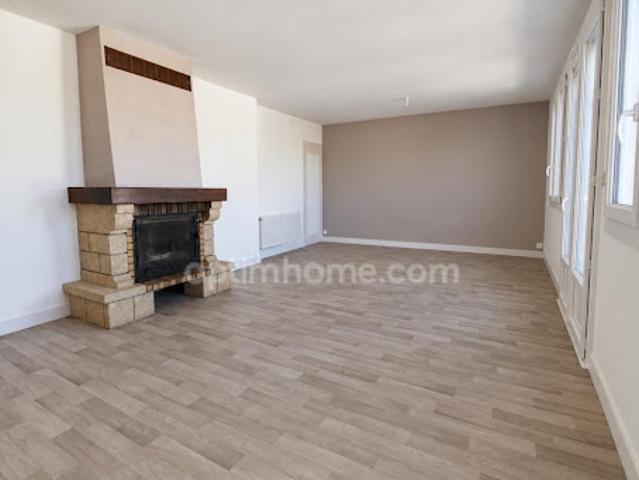 Vente Maison 4 pièces 97 m2 Jonzac