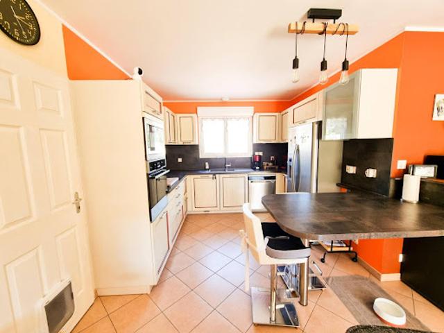 Vente Maison 4 pièces 97 m2 Léguillac de l'Auche